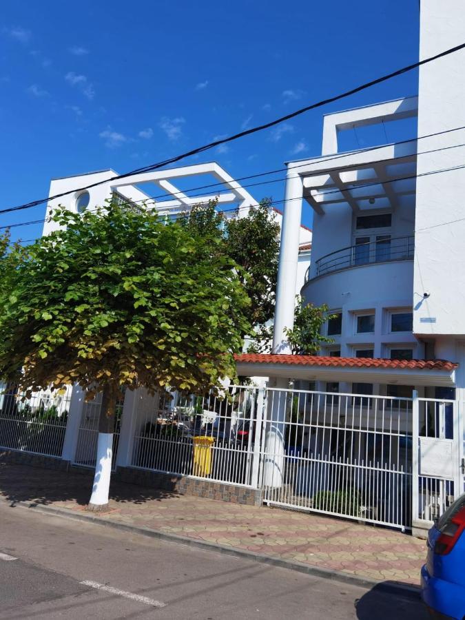 Fitness House With Garden Ξενοδοχείο Κονστάντζα Εξωτερικό φωτογραφία